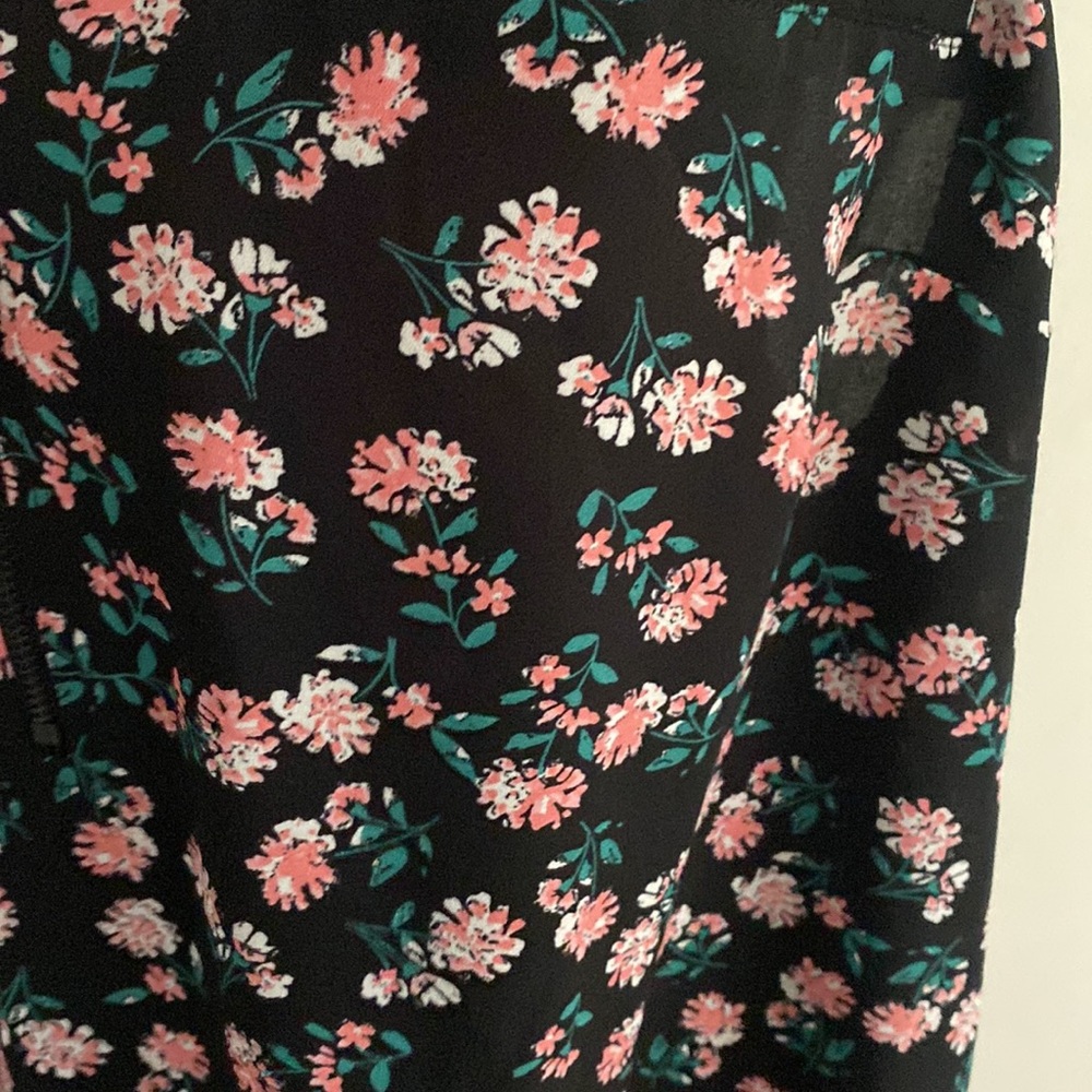 Floral work top - Picture 3 of 5